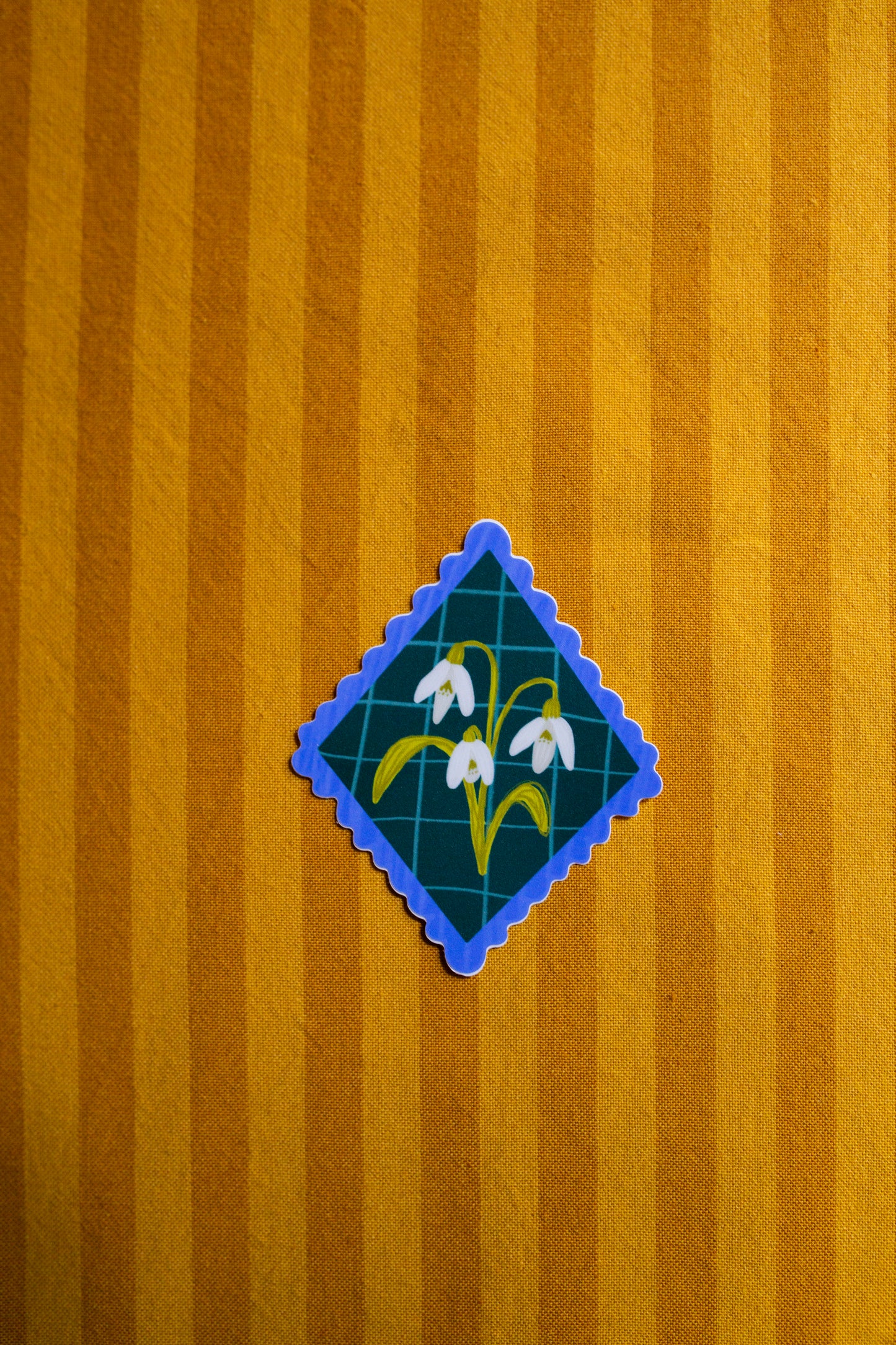 Scallop Framed Snowdrop Sticker
